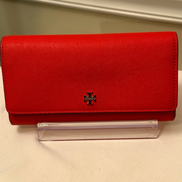 TORY BURCH EUC orange sturdy leather with very few minor issues.